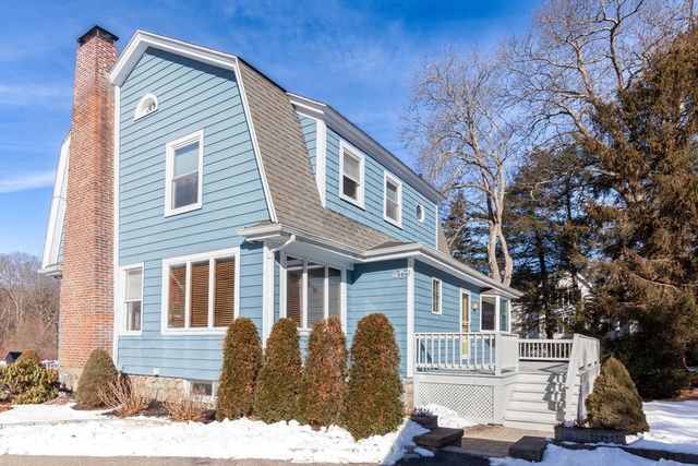 177 Oak St, Wakefield, MA 01880