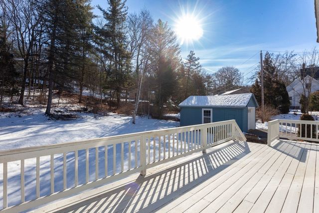 177 Oak St, Wakefield, MA 01880