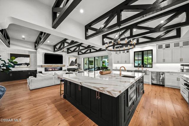 5099 Barnard Street, Simi Valley, CA 93063