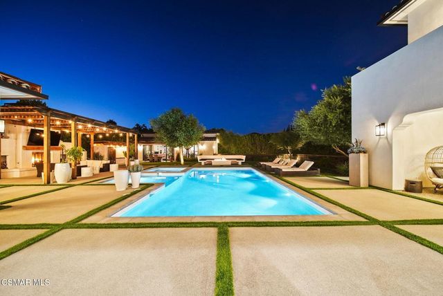 5099 Barnard Street, Simi Valley, CA 93063
