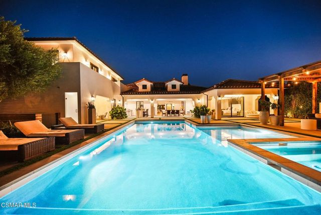 5099 Barnard Street, Simi Valley, CA 93063