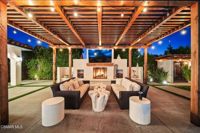 5099 Barnard Street, Simi Valley, CA 93063