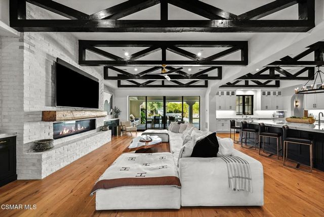 5099 Barnard Street, Simi Valley, CA 93063