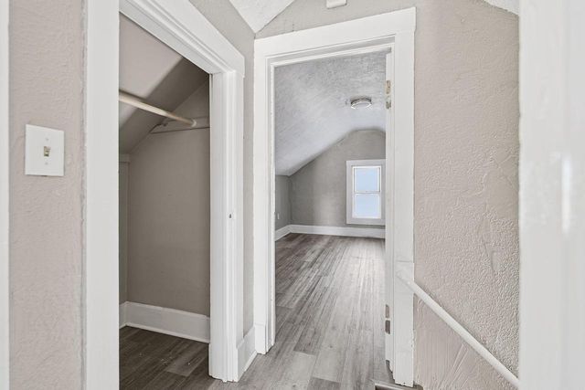 2013 De Koven AVENUE, Racine, WI 53403