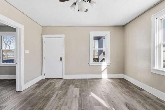 2013 De Koven AVENUE, Racine, WI 53403