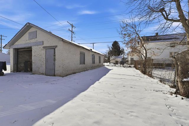 2013 De Koven AVENUE, Racine, WI 53403