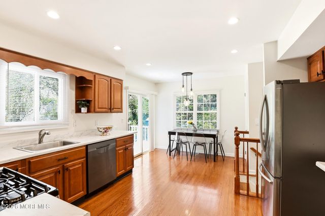 337 Hilltop Road, Toms River, NJ 08753