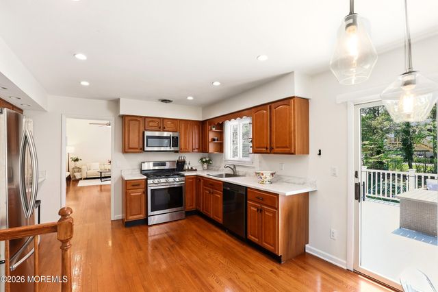 337 Hilltop Road, Toms River, NJ 08753