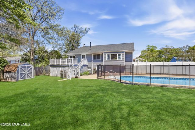 337 Hilltop Road, Toms River, NJ 08753