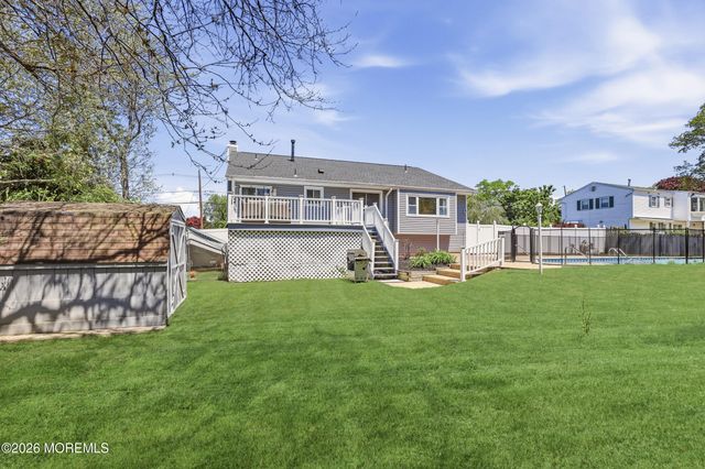 337 Hilltop Road, Toms River, NJ 08753