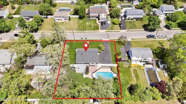 337 Hilltop Road, Toms River, NJ 08753