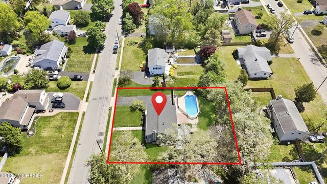 337 Hilltop Road, Toms River, NJ 08753