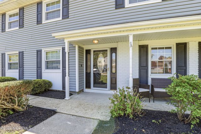 337 Hilltop Road, Toms River, NJ 08753