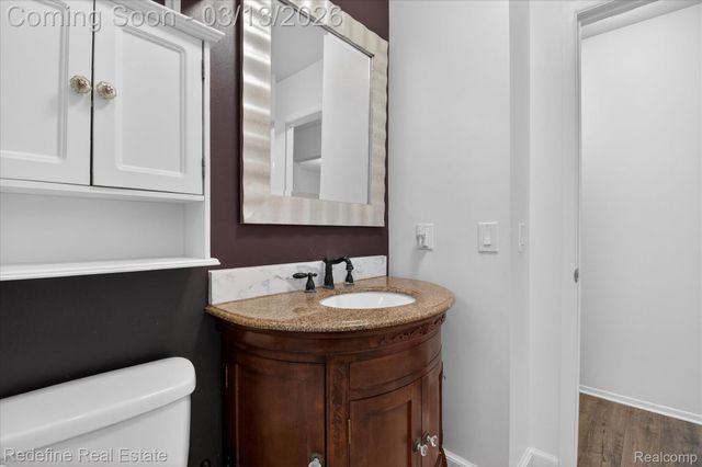 2236 Mentone Street, Wolverine Lake Village, MI 48390