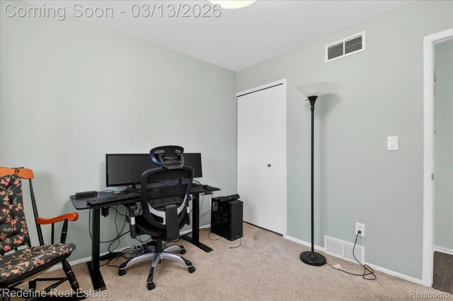 2236 Mentone Street, Wolverine Lake Village, MI 48390