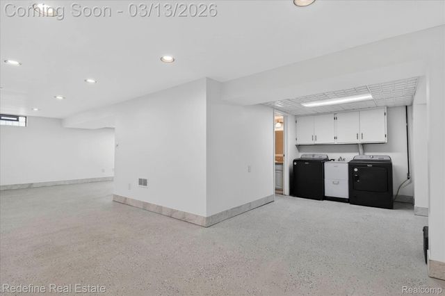 2236 Mentone Street, Wolverine Lake Village, MI 48390