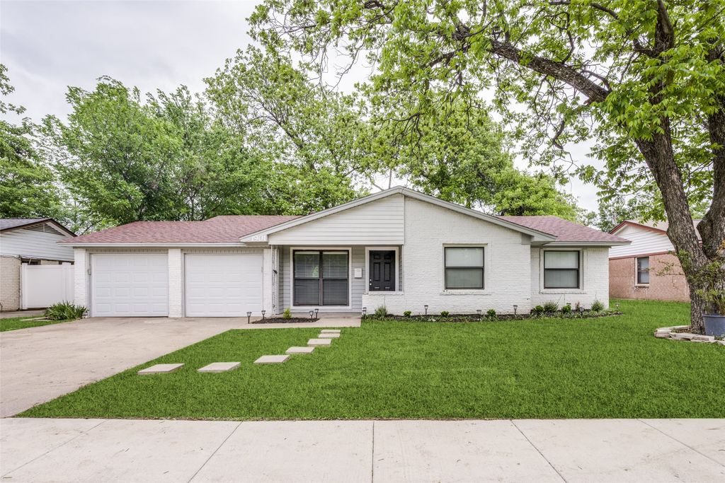 1901 Proctor Drive, Grand Prairie, TX 75051