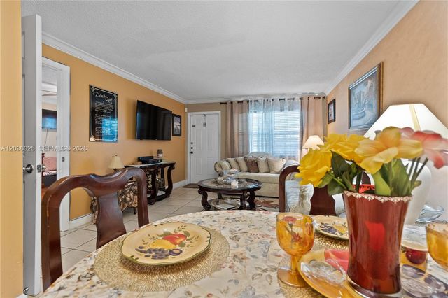 3777 NW 78th Avenue 9C, Davie, FL 33024