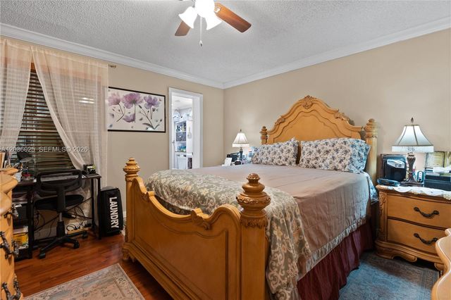 3777 NW 78th Avenue 9C, Davie, FL 33024