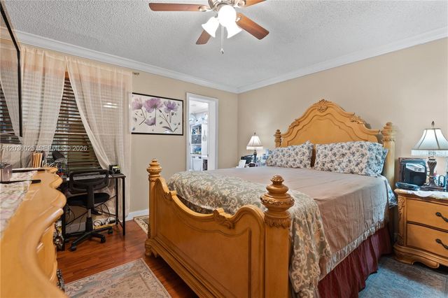3777 NW 78th Avenue 9C, Davie, FL 33024