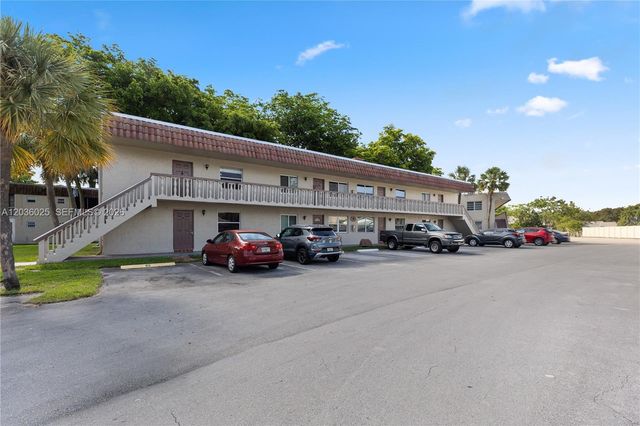 3777 NW 78th Avenue 9C, Davie, FL 33024