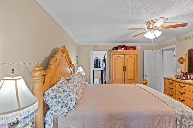 3777 NW 78th Avenue 9C, Davie, FL 33024