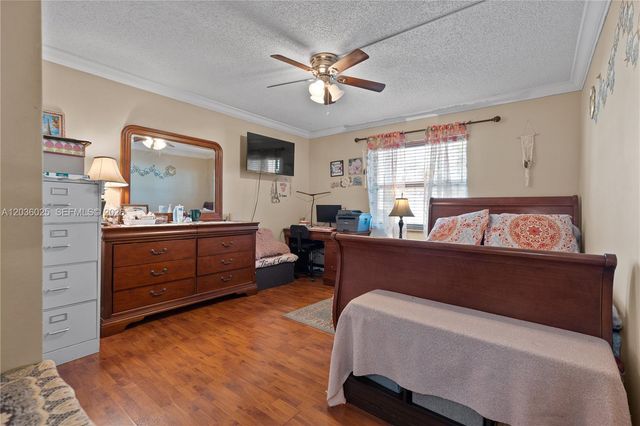 3777 NW 78th Avenue 9C, Davie, FL 33024