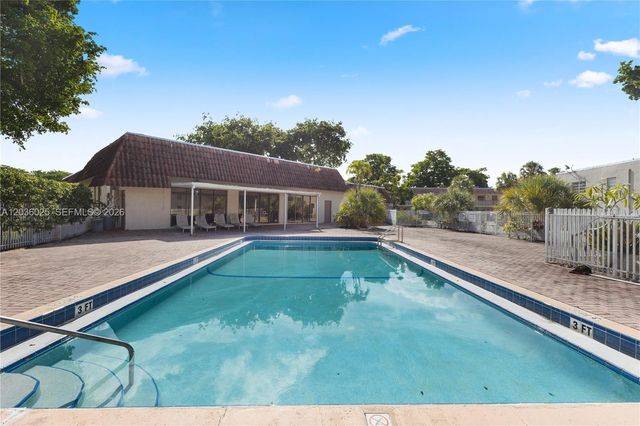 3777 NW 78th Avenue 9C, Davie, FL 33024