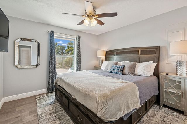 330 6TH AVENUE, Indian Rocks Beach, FL 33785