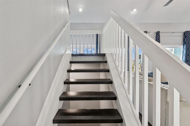 330 6TH AVENUE, Indian Rocks Beach, FL 33785