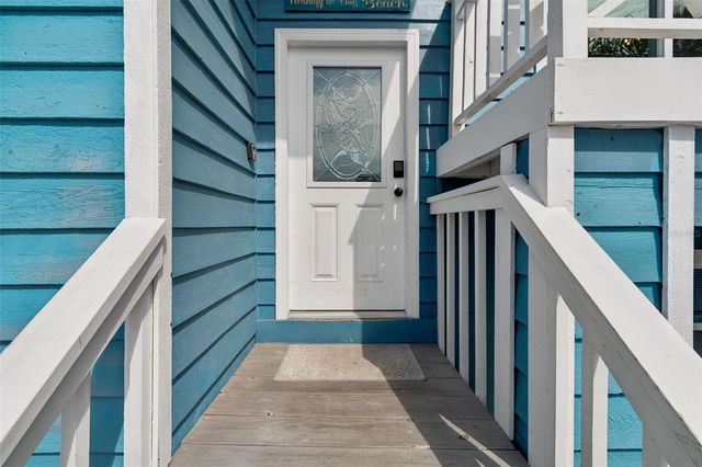 330 6TH AVENUE, Indian Rocks Beach, FL 33785