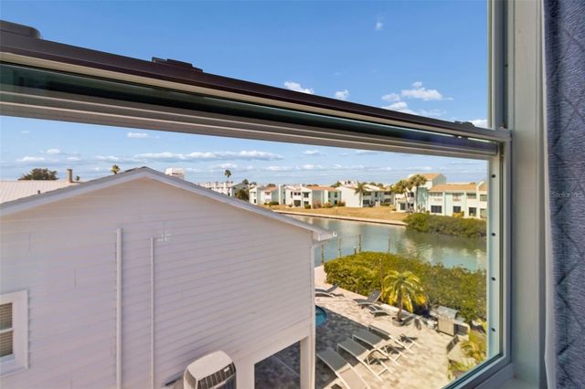 330 6TH AVENUE, Indian Rocks Beach, FL 33785