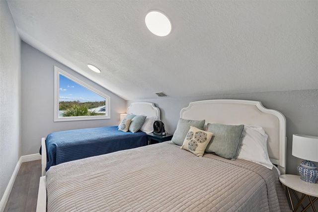 330 6TH AVENUE, Indian Rocks Beach, FL 33785