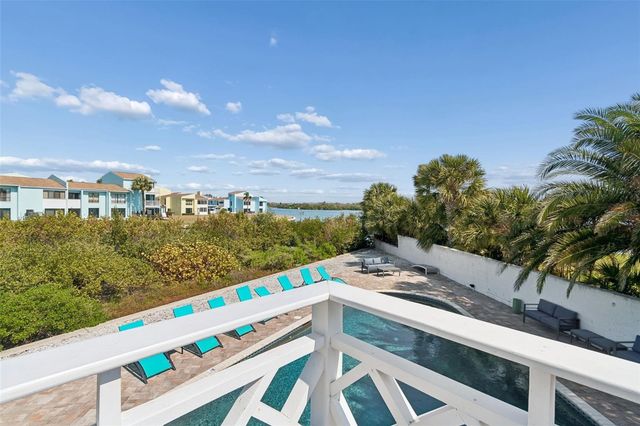 330 6TH AVENUE, Indian Rocks Beach, FL 33785