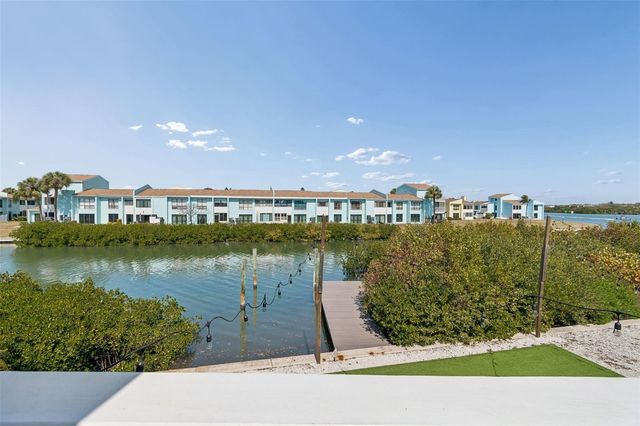 330 6TH AVENUE, Indian Rocks Beach, FL 33785