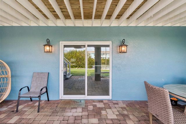 330 6TH AVENUE, Indian Rocks Beach, FL 33785