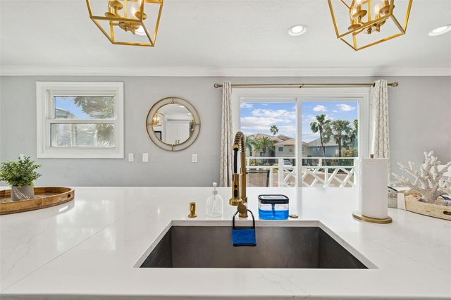 330 6TH AVENUE, Indian Rocks Beach, FL 33785