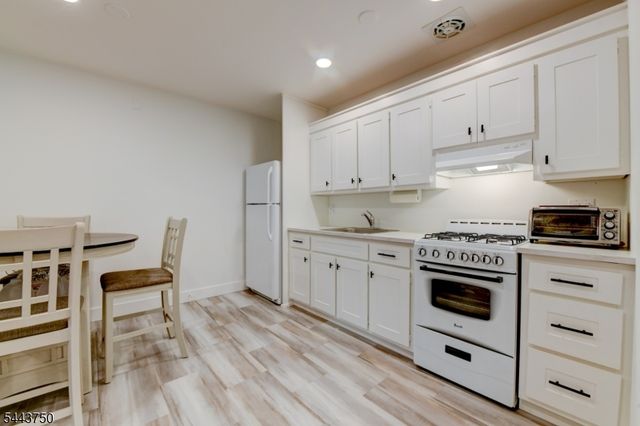 1 Dove, Manchester Twp., NJ 08759
