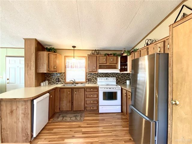 720 Tropical Circle Drive, Mission, TX 78572