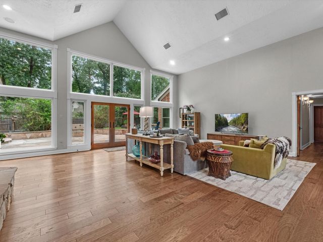 13710 Lost Creek Road, Tomball, TX 77375