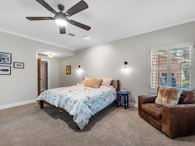 13710 Lost Creek Road, Tomball, TX 77375