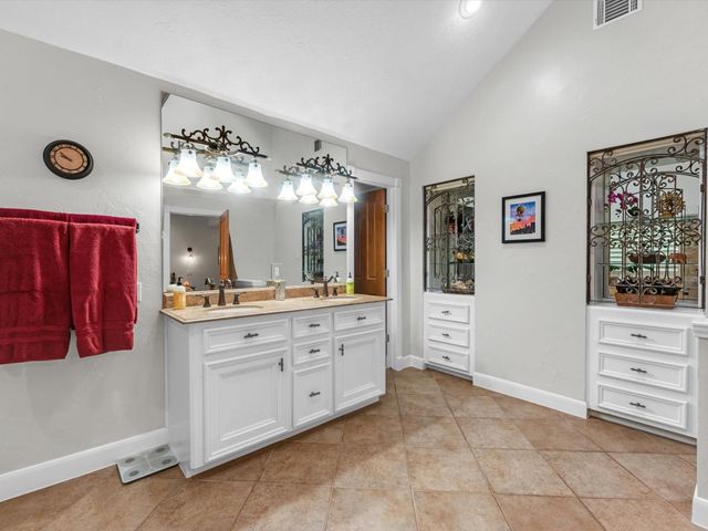 13710 Lost Creek Road, Tomball, TX 77375