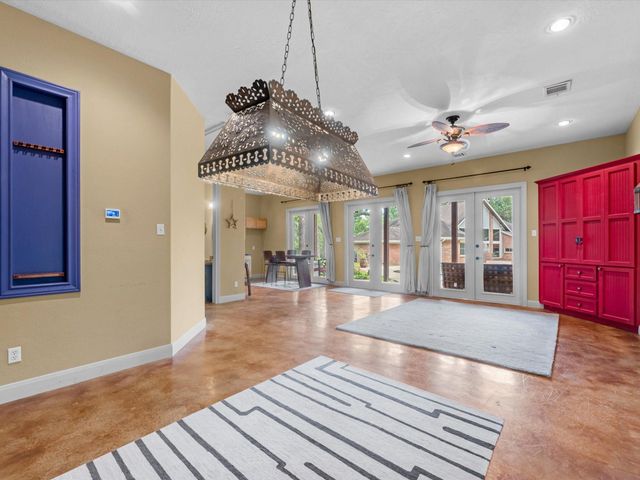 13710 Lost Creek Road, Tomball, TX 77375
