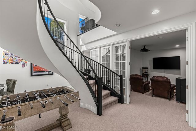 1901 Newport Bay Drive, Las Vegas, NV 89117