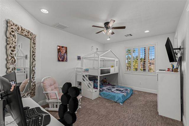 1901 Newport Bay Drive, Las Vegas, NV 89117