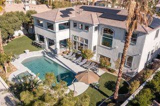1901 Newport Bay Drive, Las Vegas, NV 89117