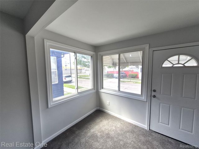 51 Elizabeth Street, River Rouge, MI 48218