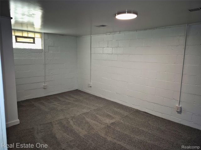 51 Elizabeth Street, River Rouge, MI 48218