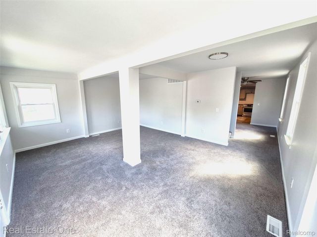 51 Elizabeth Street, River Rouge, MI 48218