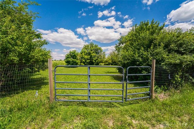 525 Ginghamsburg Frederick Road, Tipp City, OH 45371